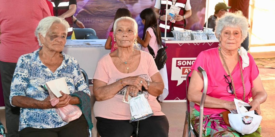 Con “Sonora Atiende” Gobernador Durazo lleva servicios gratuitos a la colonia Las Amapolas