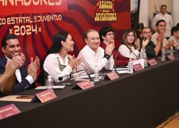 Gobernador Durazo impulsa talento de jóvenes líderes con Premio Estatal de la Juventud