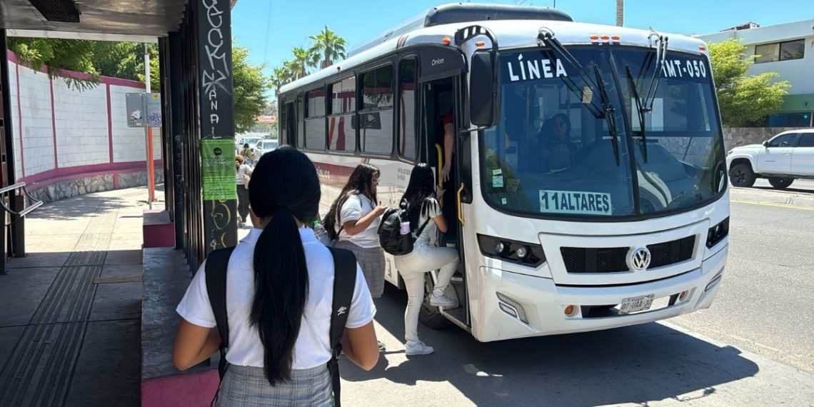 Gobierno de Sonora garantiza transporte seguro en el regreso a clases de educación básica