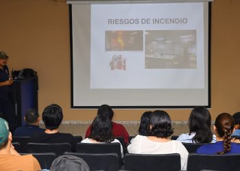 Ofrece Unison capacitación en protección civil a personal y público en general