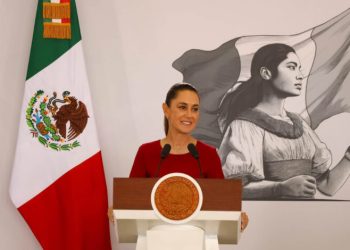 Sheinbaum niega que haya desabasto de combustible