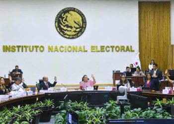 INE perdona multa de 55.2 mdp a Morena en caso de contratos irregulares