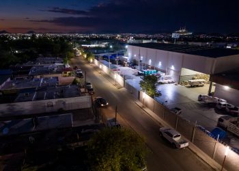 Refuerza Toño Astiazarán seguridad a familias del Palo Verde con nuevo tramo de Camina Segura