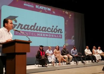 Gobierno de Sonora reconoce el esfuerzo y la dedicación de egresados del Icatson