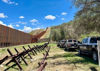 Auxilia División Fronteriza del Gobierno de Sonora a ciudadanos en Nogales