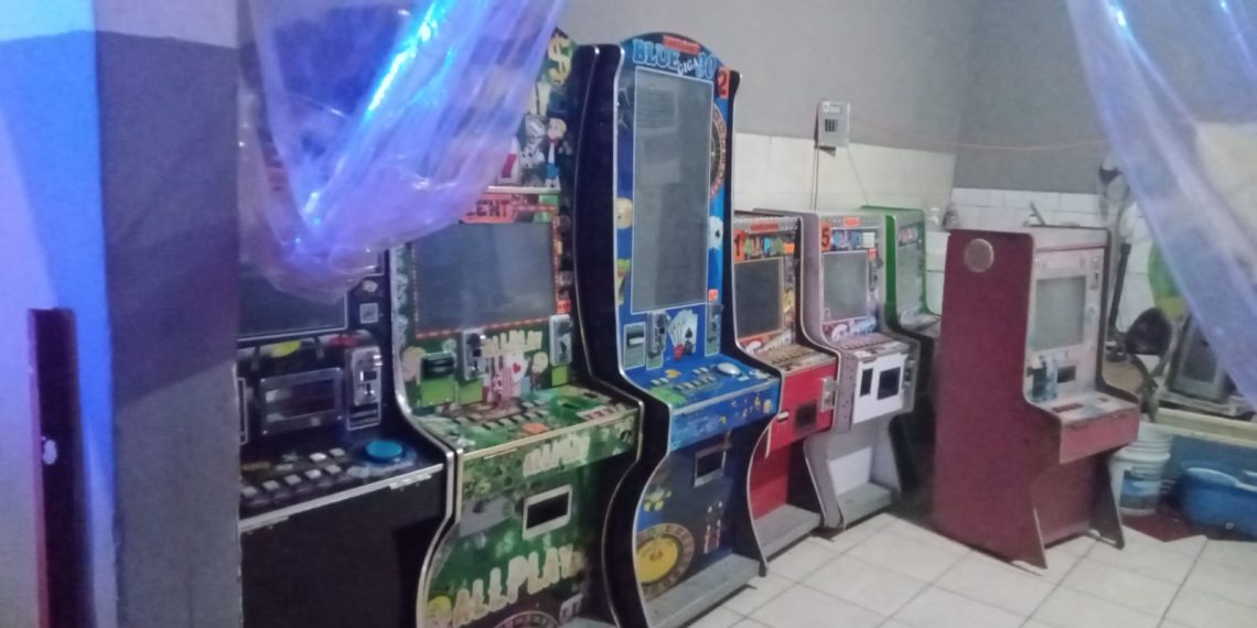 Aseguran AMIC y Policía Municipal de Hermosillo máquinas tragamonedas