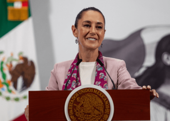 Sheinbaum acusa racismo en la SCJN tras fallo sobre libros de texto y audio de Lorenzo Córdova