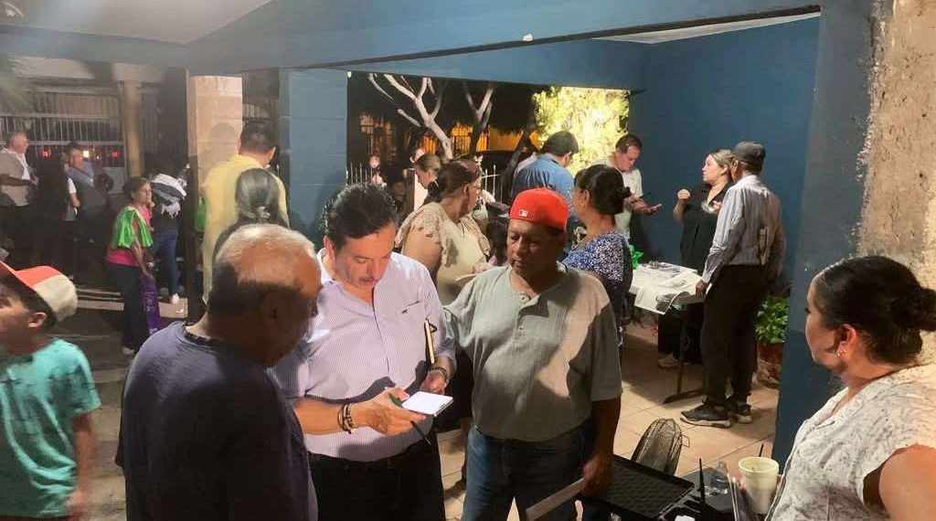 Lleva David Figueroa “Diputado en tu Colonia” a la Primero Hermosillo