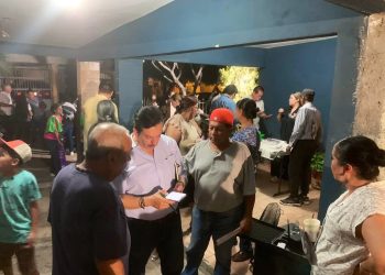 Lleva David Figueroa “Diputado en tu Colonia” a la Primero Hermosillo