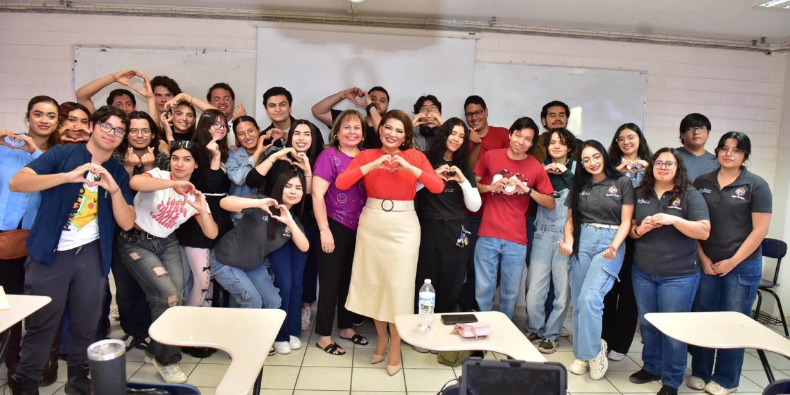 Por el bien de todos, más oportunidades para las juventudes: Lorenia Valles