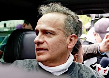 Sale Vallarta… y anticipa revelaciones