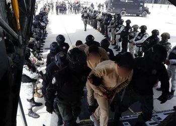 Sugieren a Trump en el WSJ: ‘no bombardee México’