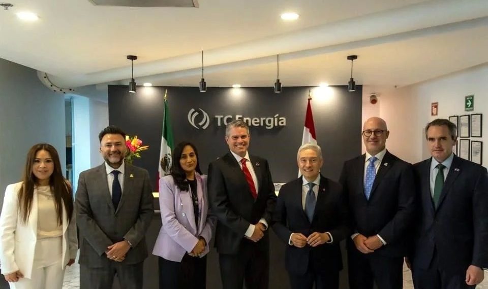 Se reúnen ministros canadienses con empresarios en México