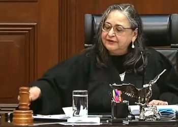 Publica Piña informe final; elogia reforma de Zedillo