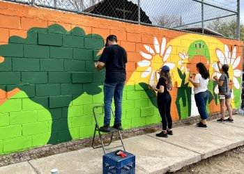 Realizan mural colectivo en el Centro de Economía Circular