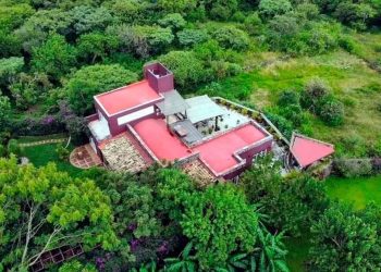 No paga impuestos casa de Noroña: Edil