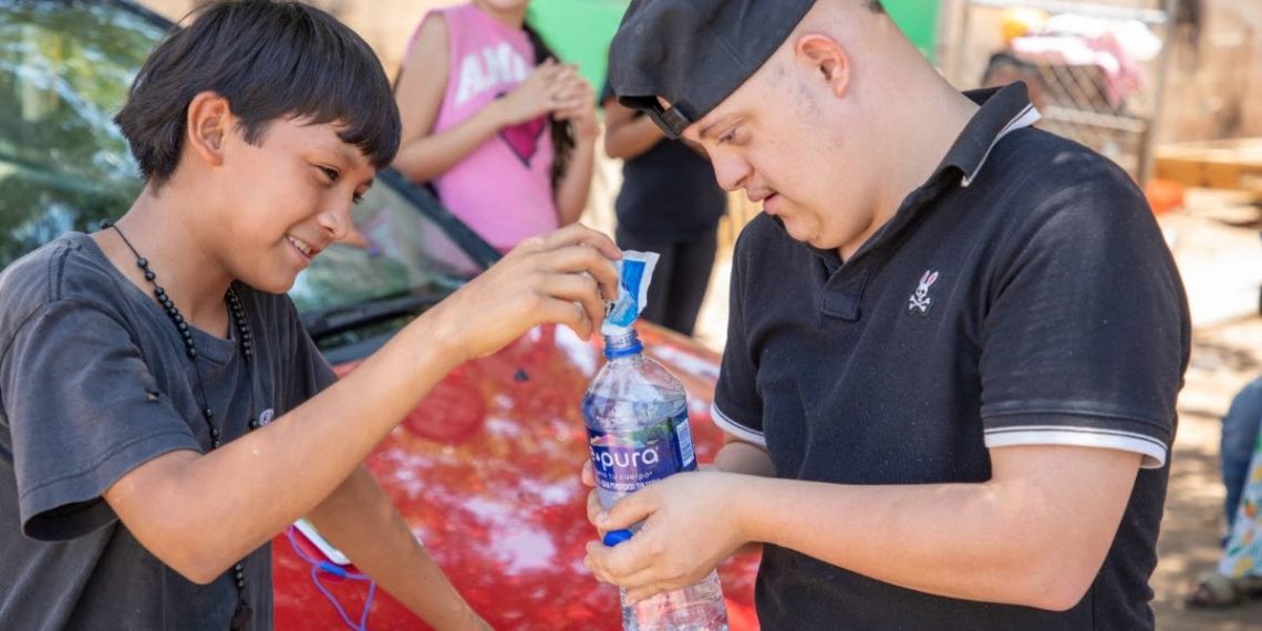Gobierno de Sonora acerca hidratación y atención médica a la población durante temporada de calor