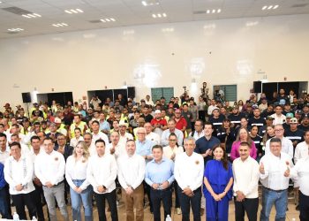 Ratifican a Javier Villarreal Gámez como Líder del Sindicato Minero de la CTM