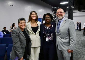 Gobernador Alfonso Durazo impulsa relación Sonora–Arizona con inicio de obras del nuevo puerto fronterizo en Douglas