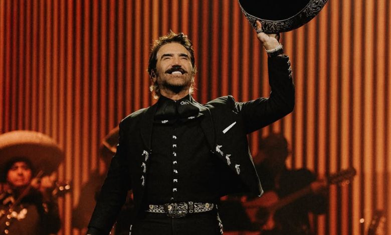 Alejandro Fernández suspende shows en Texas por salmonelosis