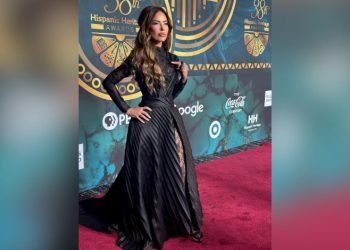 Gloria Trevi recibe premio Herencia Hispana con un “nuevo rostro”