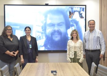 Entrega Toño Astiazarán Premio Nacional de Poesía Alonso Vidal