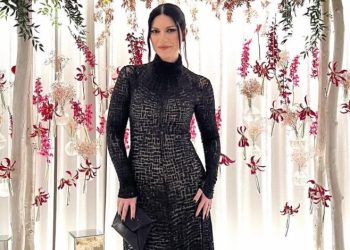 Laura Pausini regresa con su gira mundial “Yo Canto World Tour 2026–2027”