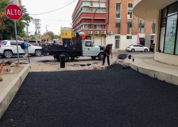 Mantiene Ayuntamiento de Hermosillo jornadas de bacheo en la ciudad