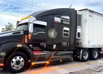 Detienen en Huatabampo, Sonora a dos hombres con tráiler cargado de heroína y fentanilo