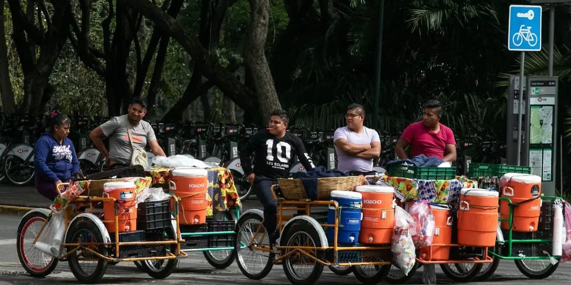 Valor de la economía informal llegó a 5.8 billones de pesos