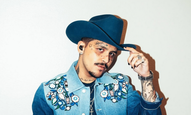 Christian Nodal y su familia estarían en riesgo de proceso penal por conflicto con Universal