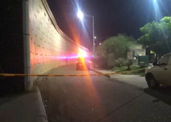 Hallan a hombre asesinado en puente de la calle 300 e Internacional, al sur de Ciudad Obregón