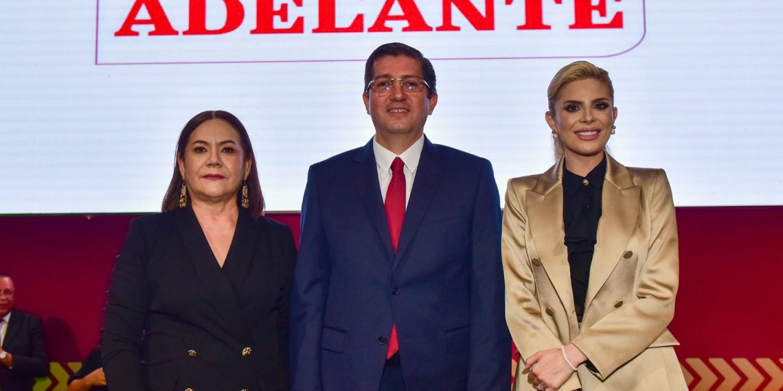 Rinde Elías Retes informe de realidades transformadoras en Navojoa