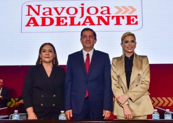 Rinde Elías Retes informe de realidades transformadoras en Navojoa