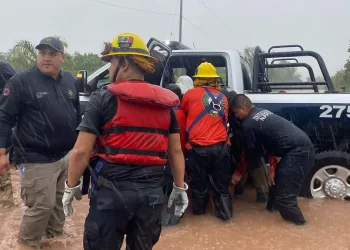 Alfonso Durazo declara saldo blanco tras paso de Lorena