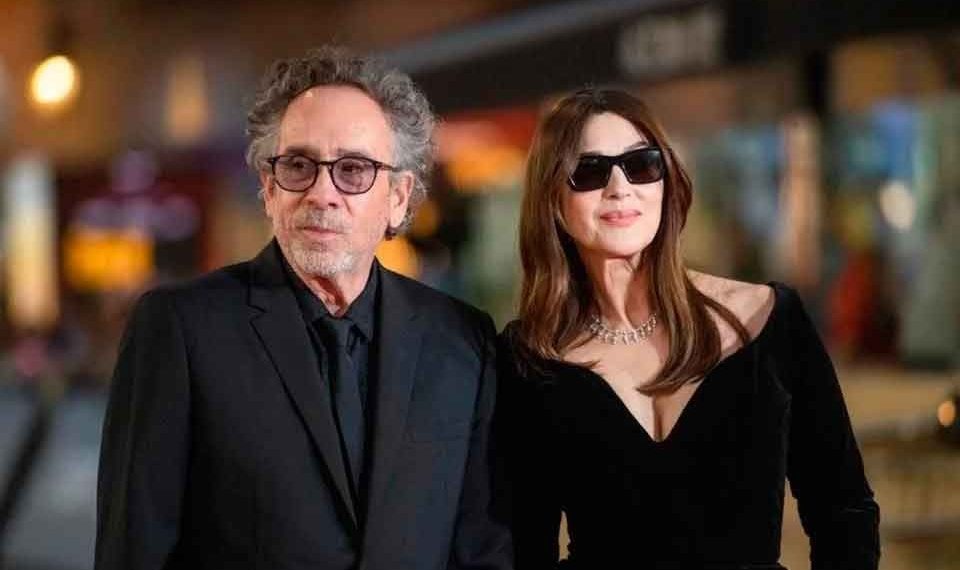 Anuncian Burton y Bellucci fin de su relación tras dos años