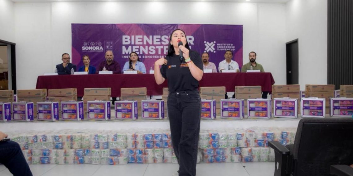 Entrega Gobierno de Sonora botiquines de Bienestar Menstrual a escuelas de Puerto Peñasco y Sonoyta
