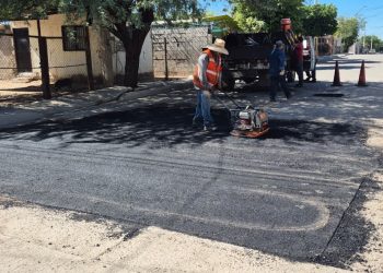 Intensifica Ayuntamiento de Hermosillo el mantenimiento de vialidades principales