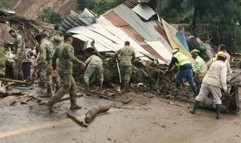 Permanecen incomunicadas 112 localidades tras lluvias