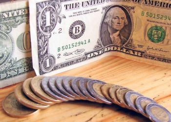 Remesas se desploman en agosto y registran caída de 8.3%