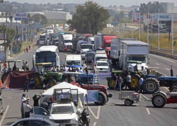 Daños incalculables por los bloqueos carreteros
