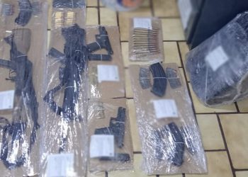 Incauta Policía Estatal y Semar cuatro armas de fuego en operativo por Maytorena