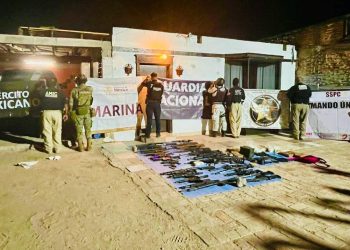 En San Luis Río Colorado aseguran 30 armas, autos y droga