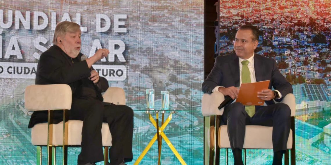 Reconoce Steve Wozniak cofundador de Apple transformación de Hermosillo hacia una Ciudad Solar