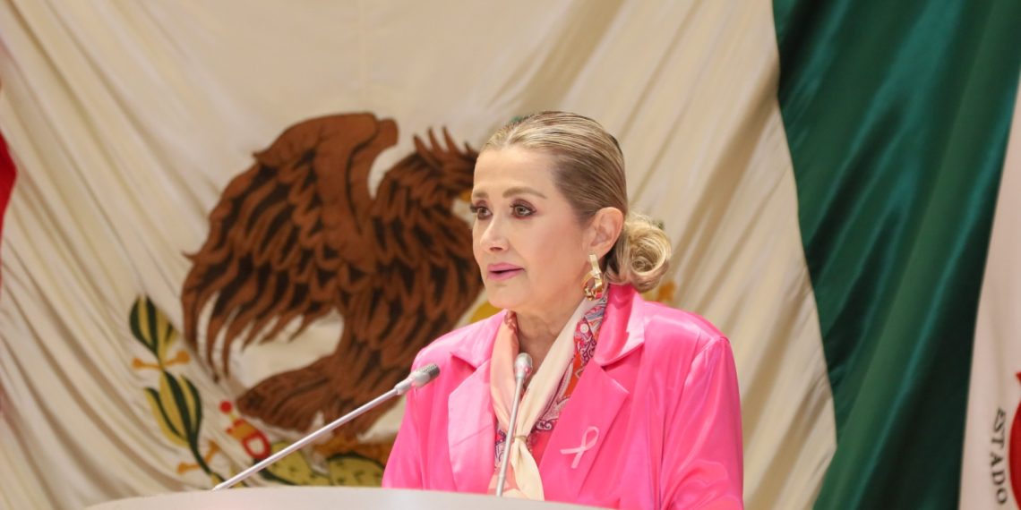 Ely Sallard impulsa atención integral para familias que enfrentan el cáncer de mama