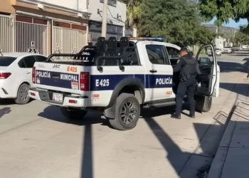 Desde una motocicleta lo ejecutan a balazos al norte de Hermosillo