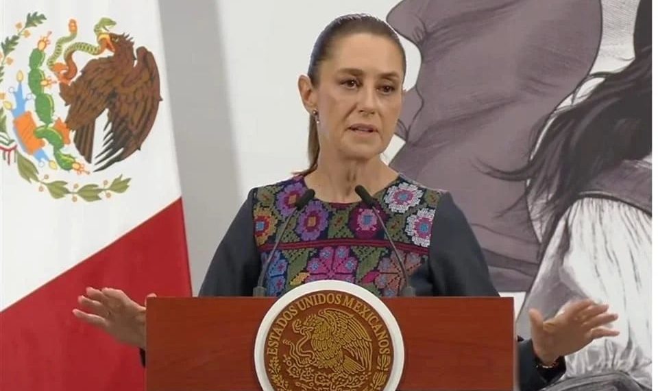 A nadie dejaremos desamparado, dice Claudia Sheinbaum a damnificados