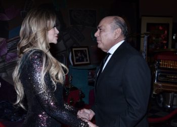 Demanda Lucía Méndez a papá de ‘Checo’ Pérez