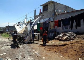 Estiman 57 años para erradicar pobreza