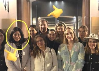 Captan a hija de Monreal y esposa de Taboada en Fashion Week de Chanel